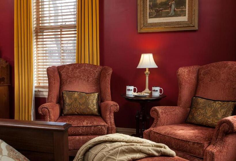 اتاق لوکس با تخت بزرگ, Lang House On Main Street Bed & Breakfast