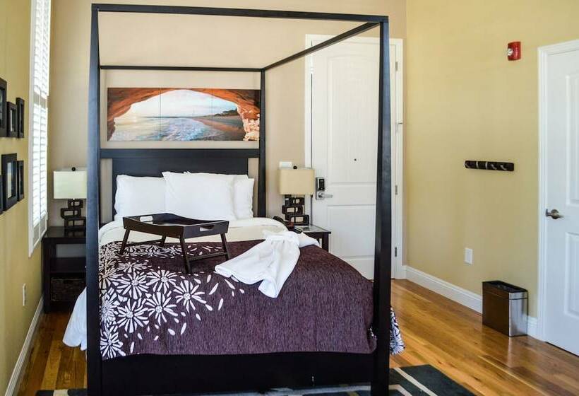 اتاق لوکس, Rio Vista Inn & Suites Santa Cruz