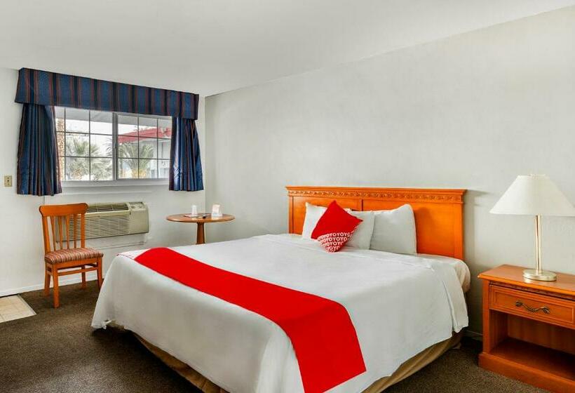 اتاق استاندارد با تخت بزرگ, Gateway Motel