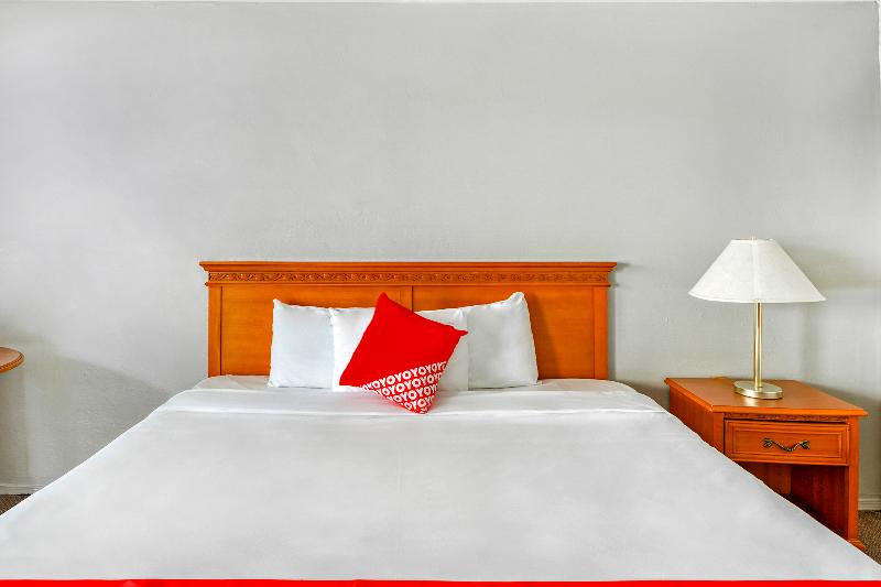 اتاق استاندارد با تخت بزرگ, Gateway Motel
