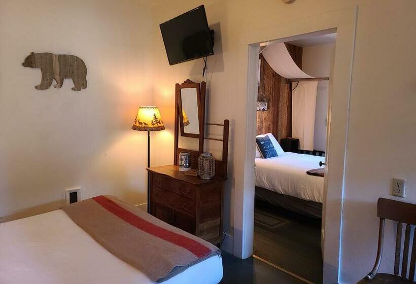 اتاق خانوادگی, Mrs. Anderson's Lodging