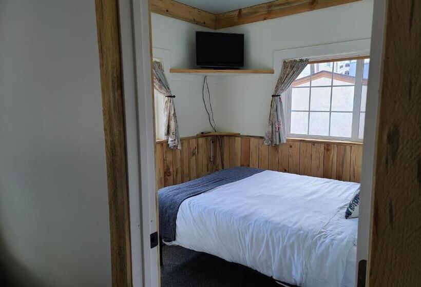 سوییت خانوادگی, Mrs. Anderson's Lodging