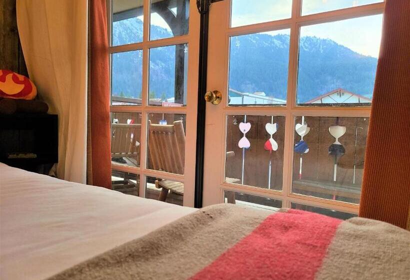 اتاق استاندارد با بالکن, Mrs. Anderson's Lodging