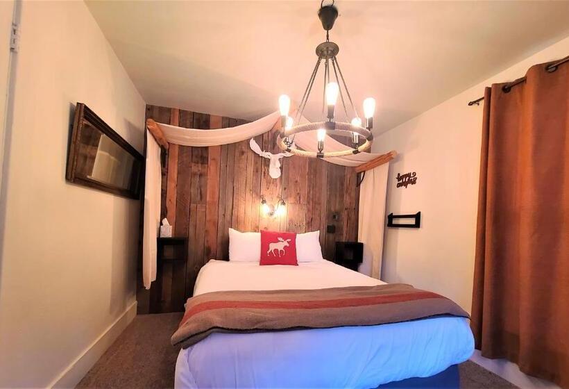 اتاق لوکس چهار تخته, Mrs. Anderson's Lodging