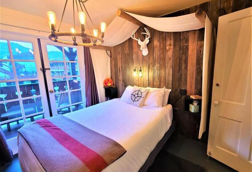اتاق استاندارد با سرویس بهداشتی مشترک, Mrs. Anderson's Lodging