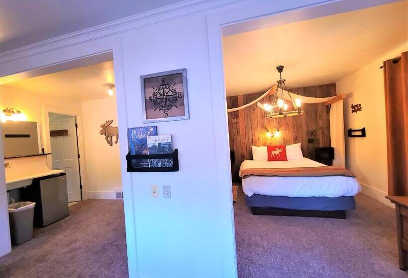 اتاق لوکس چهار تخته, Mrs. Anderson's Lodging