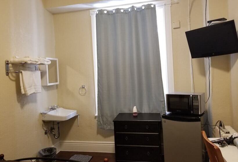 اتاق لوکس, Orange Village Hostel