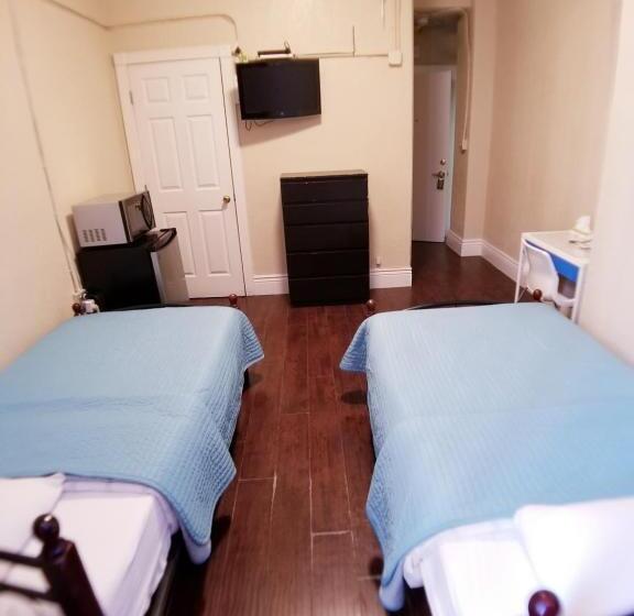 اتاق استاندارد, Orange Village Hostel