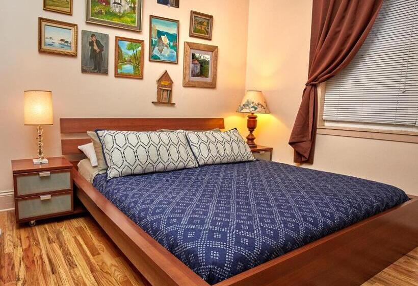 اتاق استاندارد با تخت بزرگ, Ray's Bucktown Bed And Breakfast