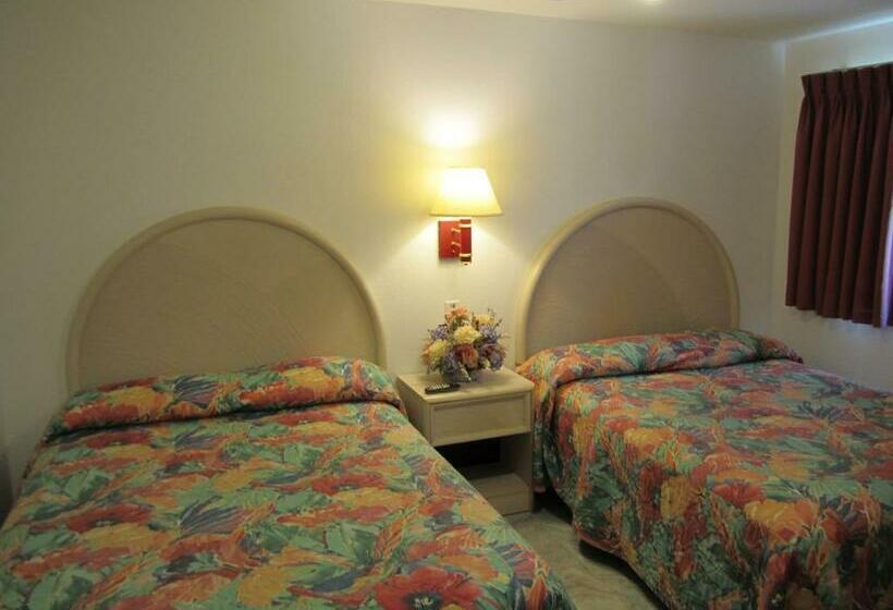 سوییت با چشم‌انداز جانبی دریا, Apollo Motel