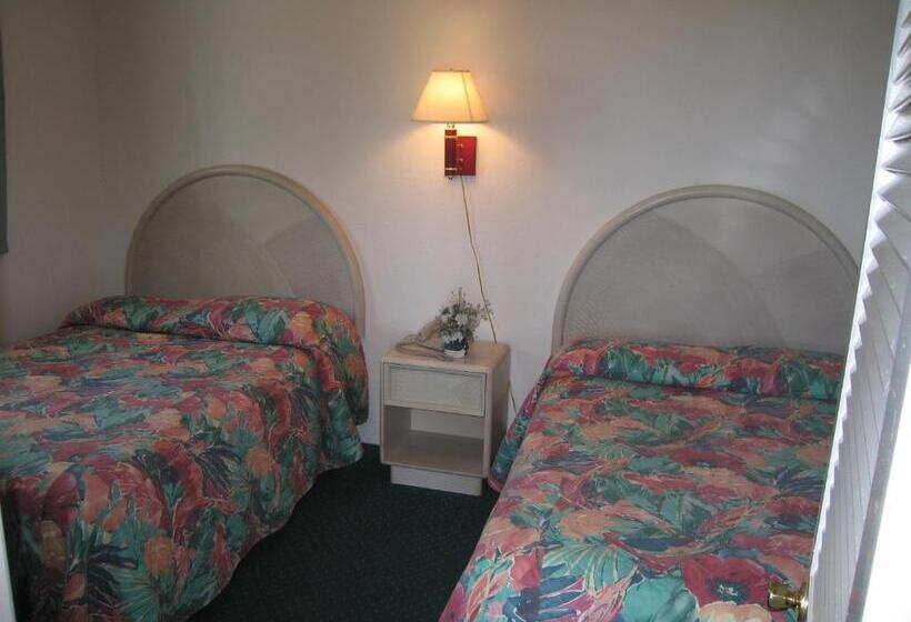 سوییت با چشم‌انداز دریا, Apollo Motel