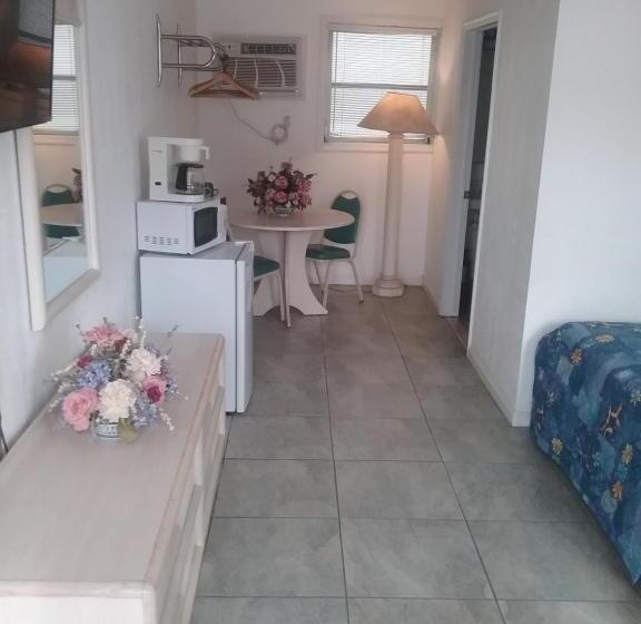 اتاق استاندارد, Apollo Motel