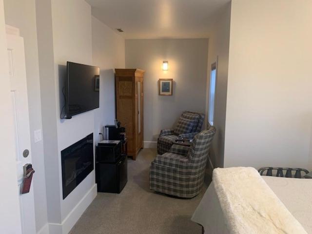 سوئیت با تخت بزرگ, Anchorage Inn B&b