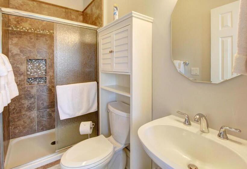 سوئیت با تخت بزرگ, Anchorage Inn B&b