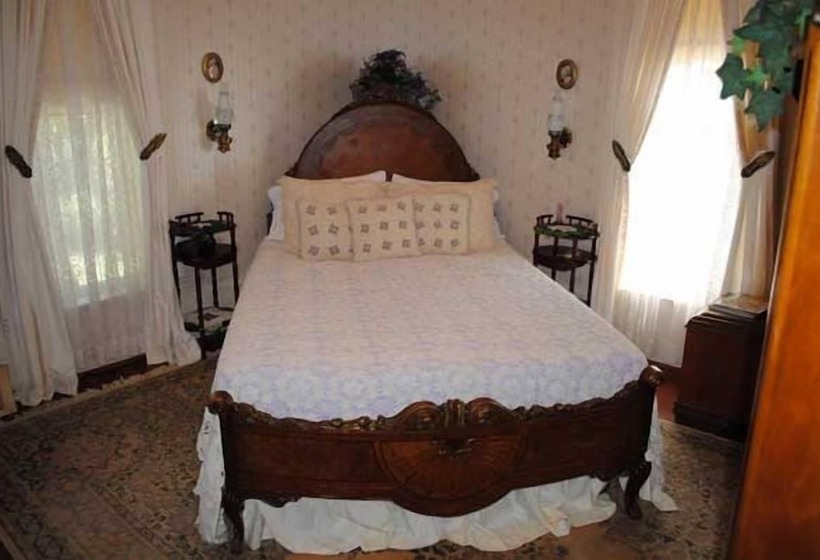 اتاق کلاسیک با تخت دوبل, Angel Rose Bed & Breakfast