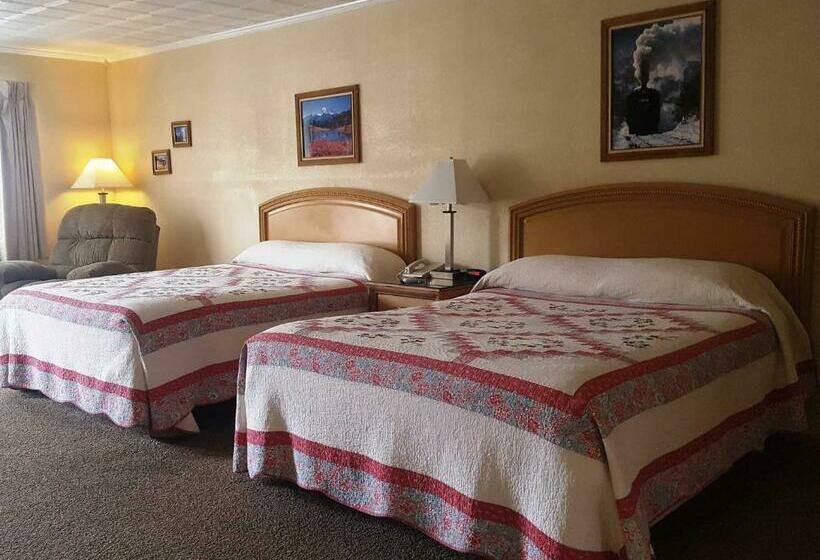 Mini Suite, Bristlecone Motel