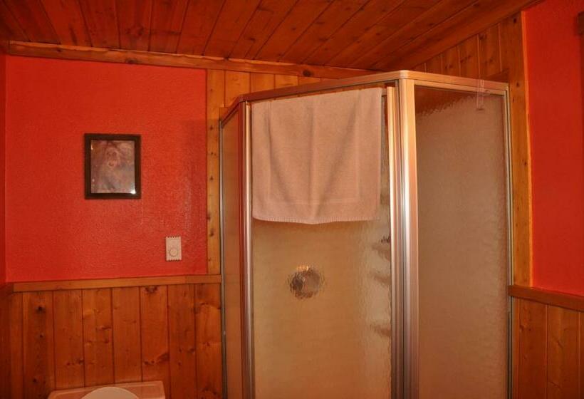 اتاق استاندارد با 2 تخت دوبل, Long Holiday Motel
