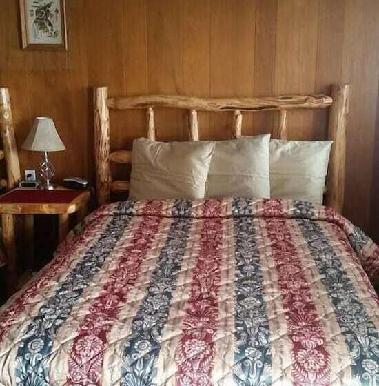 اتاق استاندارد با 2 تخت دوبل, Long Holiday Motel
