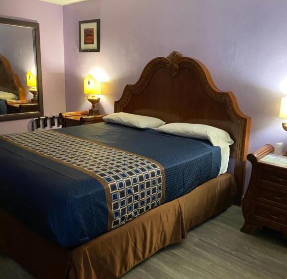 اتاق استاندارد با تخت بزرگ, Walden Motel
