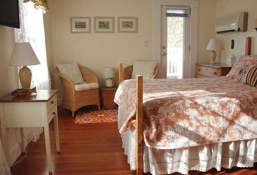 스탠다드 룸 더블 침대, An English Garden Bed & Breakfast