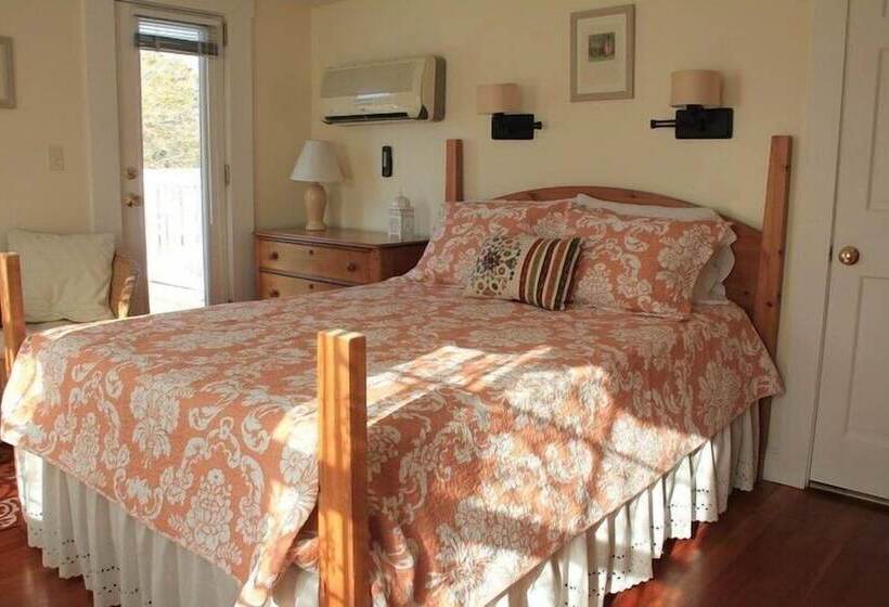 스탠다드 룸 더블 침대, An English Garden Bed & Breakfast