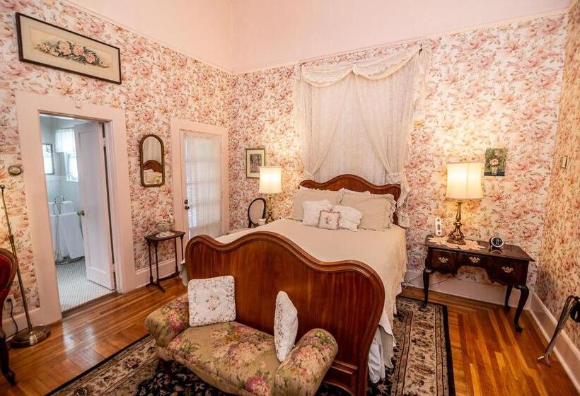 اتاق سوپریور, The Blenman Inn