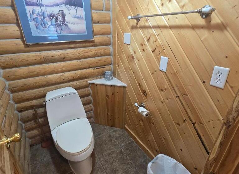 اتاق استاندارد با چشم‌انداز دریاچه, Jared S Wild Rose Ranch Resort