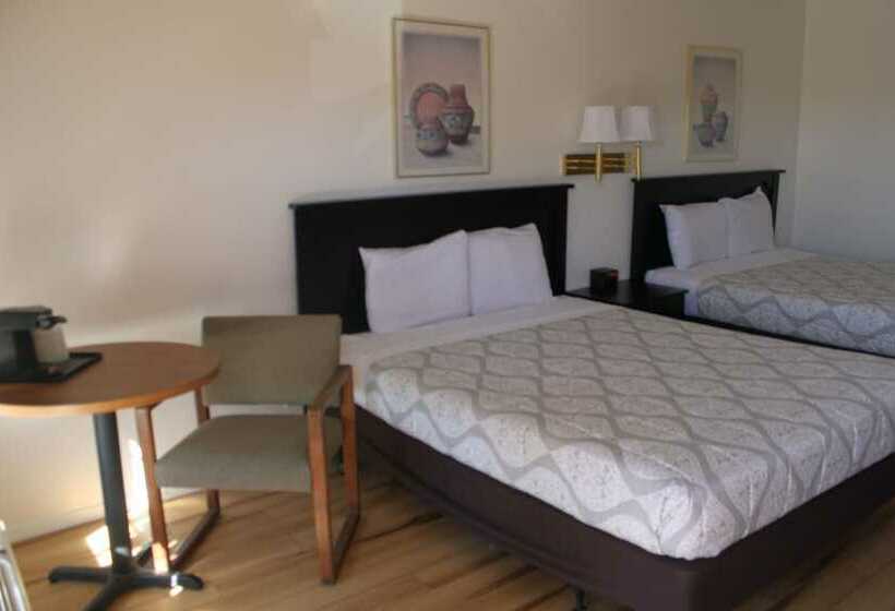 اتاق استاندارد با 2 تخت دوبل, Lodge On The River