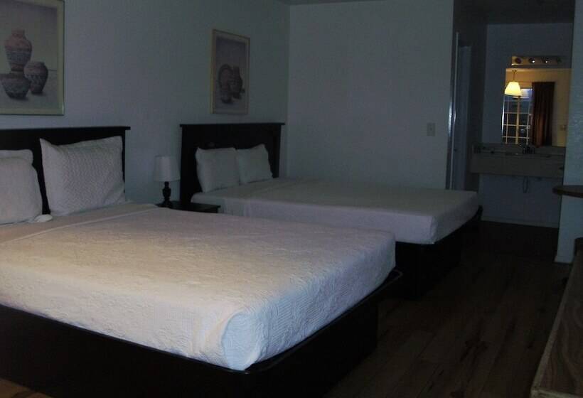 اتاق استاندارد با 2 تخت دوبل, Lodge On The River