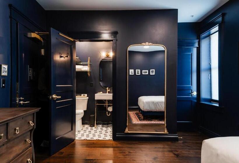 اتاق استاندارد, The Hotel Melrose