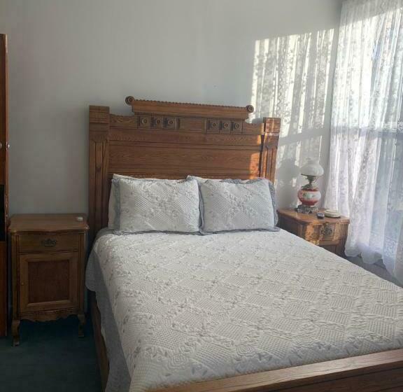 اتاق استاندارد با سرویس بهداشتی مشترک, Mount Shasta Ranch Bed And Breakfast