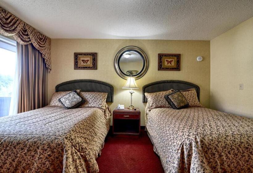 سوئیت با چشم‌انداز, Roosevelt Inn & Suites Saratoga Springs