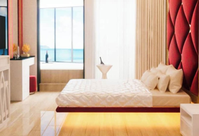 اتاق اساندارد با چشم‌انداز جانبی به دریا, Granada Luxury Red Adult Only