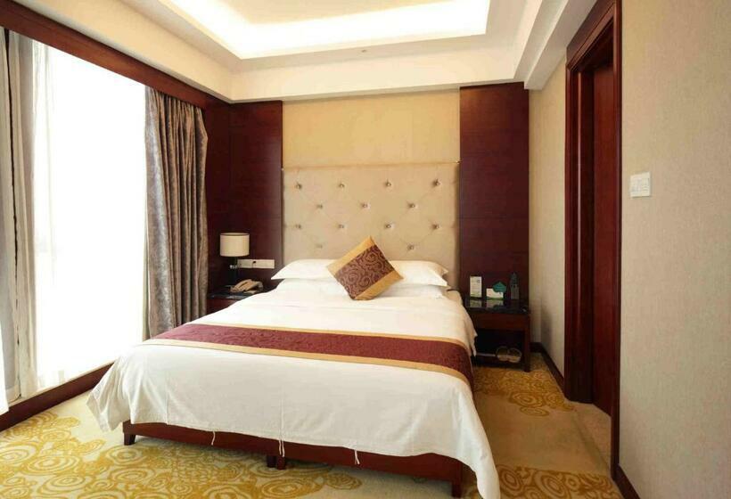سوییت, Huagang International