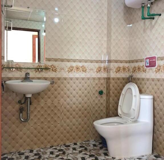 اتاق خانوادگی, Monaco Sapa