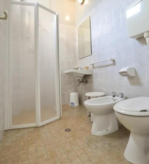 استودیوی استاندارد, Residence Villa Lily