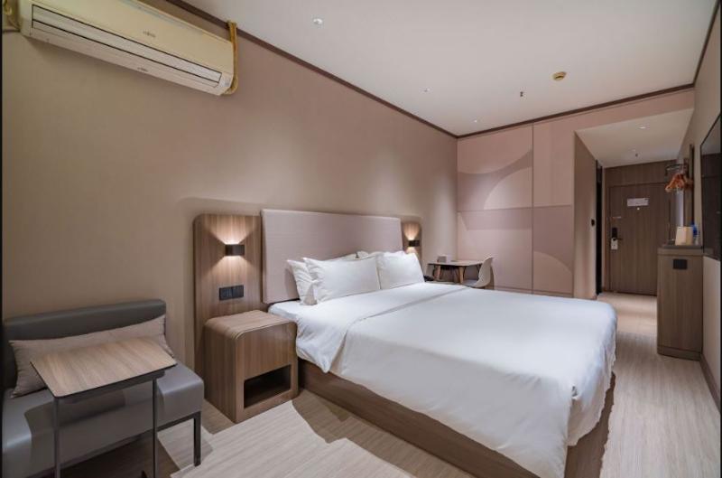 اتاق سوپریور, Hanting  Shangrao Centre Square Zhongshan Road