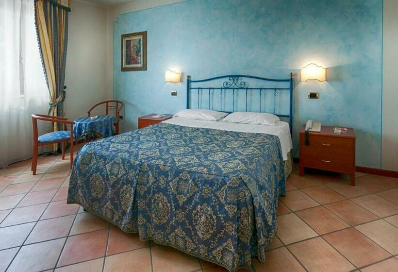 اتاق استاندارد, Villa Luigi