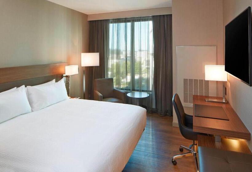 اتاق استاندارد با تخت بزرگ, Ac Hotel By Marriott Seattle Bellevue/downtown