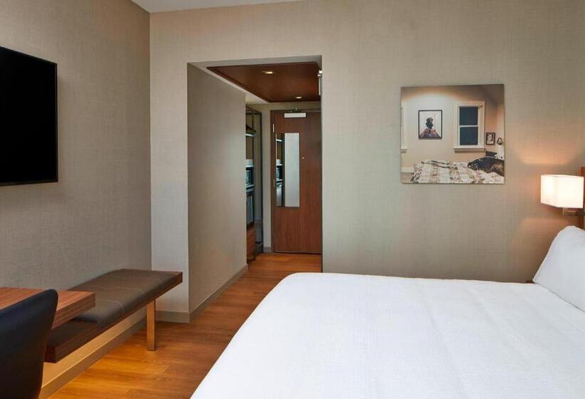 اتاق استاندارد با تخت بزرگ, Ac Hotel By Marriott Seattle Bellevue/downtown