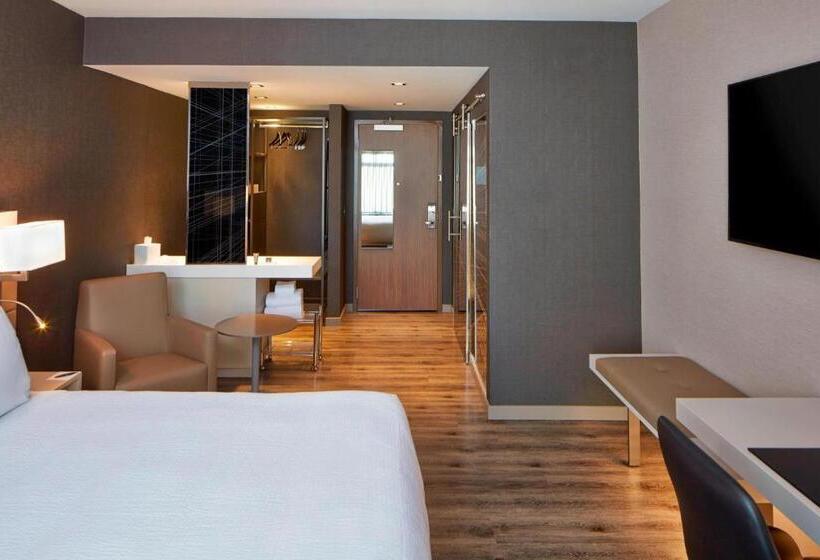 اتاق استاندارد با تخت بزرگ, Ac Hotel By Marriott Seattle Bellevue/downtown