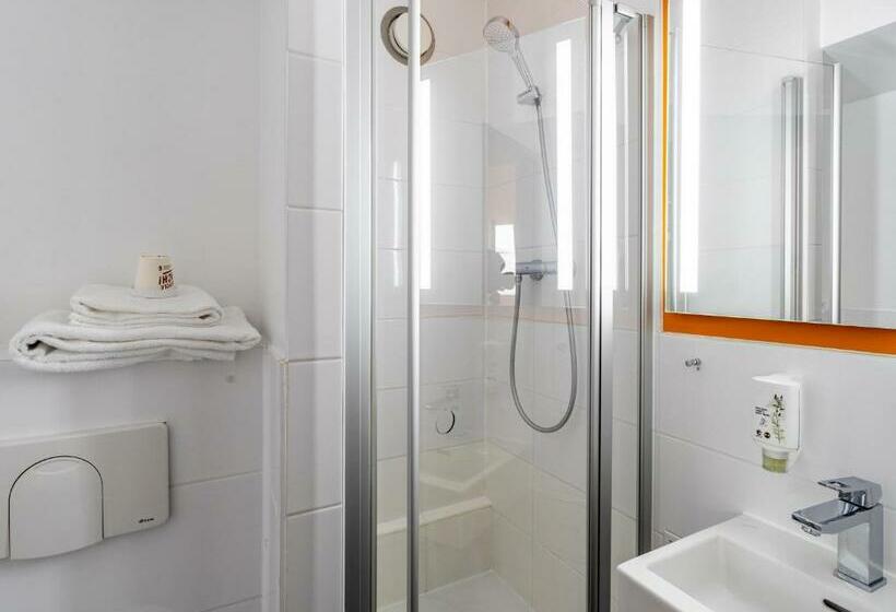 اتاق استاندارد, B&b Hotel Hannover Nord