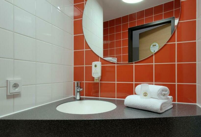 اتاق استاندارد, B&b Hotel München City West