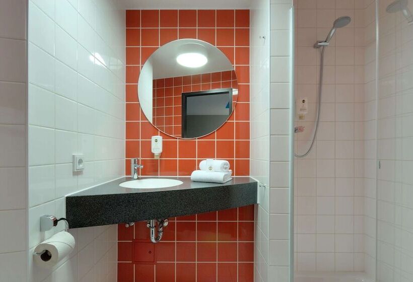 اتاق استاندارد, B&b Hotel München City West