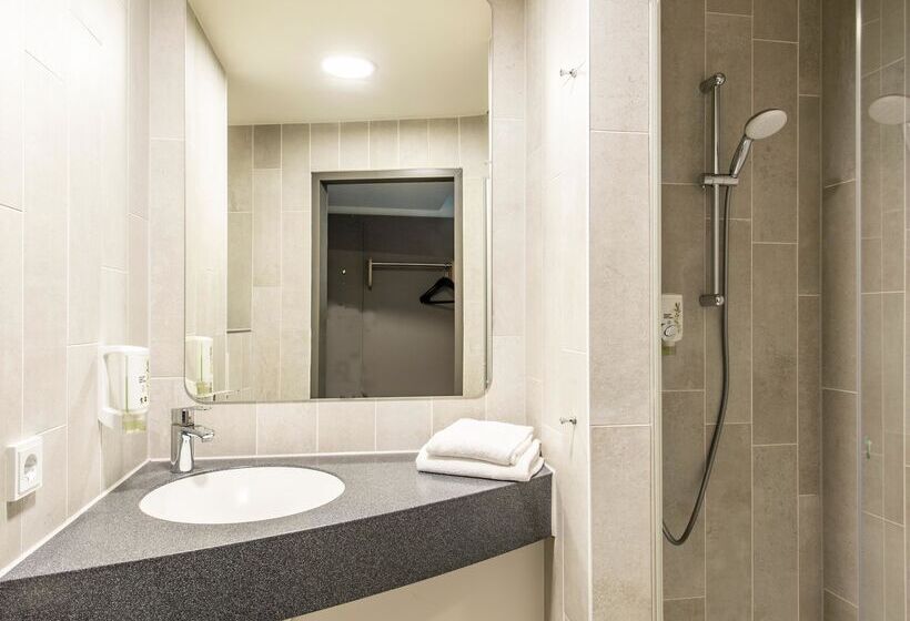 اتاق استاندارد, B&b Hotel München City West