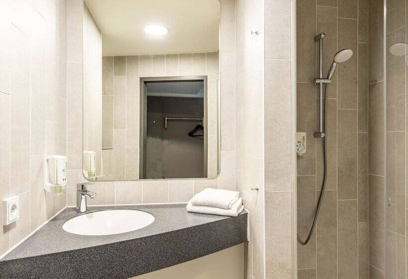 اتاق استاندارد سه نفره, B&b Hotel München City West