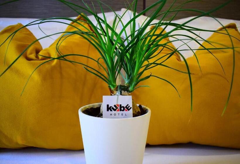 اتاق سوپریور چهار تخته, Kube