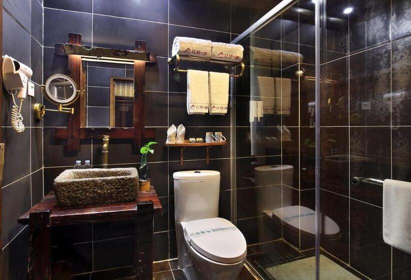 سوییت سوپریور, Yangshuo Mountain Nest Boutique