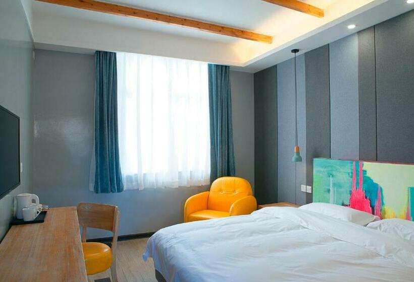 اتاق لوکس, The Cloudland International Youth Hostel Close To The City Center,15 Min Walks To The Subway, Close
