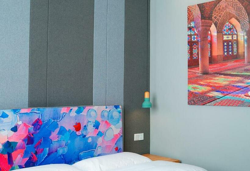 اتاق لوکس, The Cloudland International Youth Hostel Close To The City Center,15 Min Walks To The Subway, Close